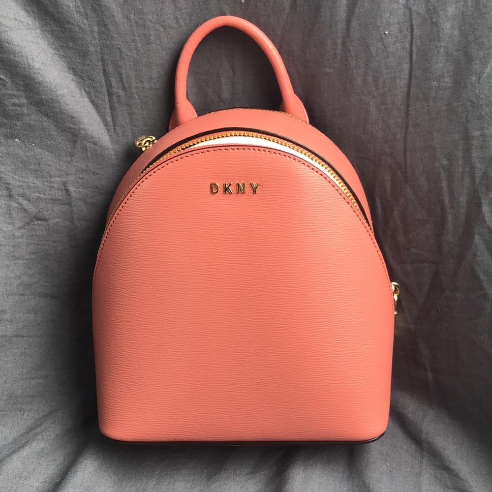 DKNY Mini